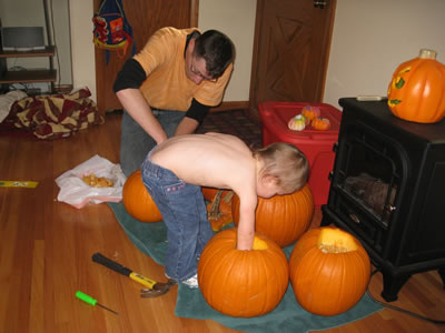 Cleaning Out Pumpkins Cleaning Out Pumpkins